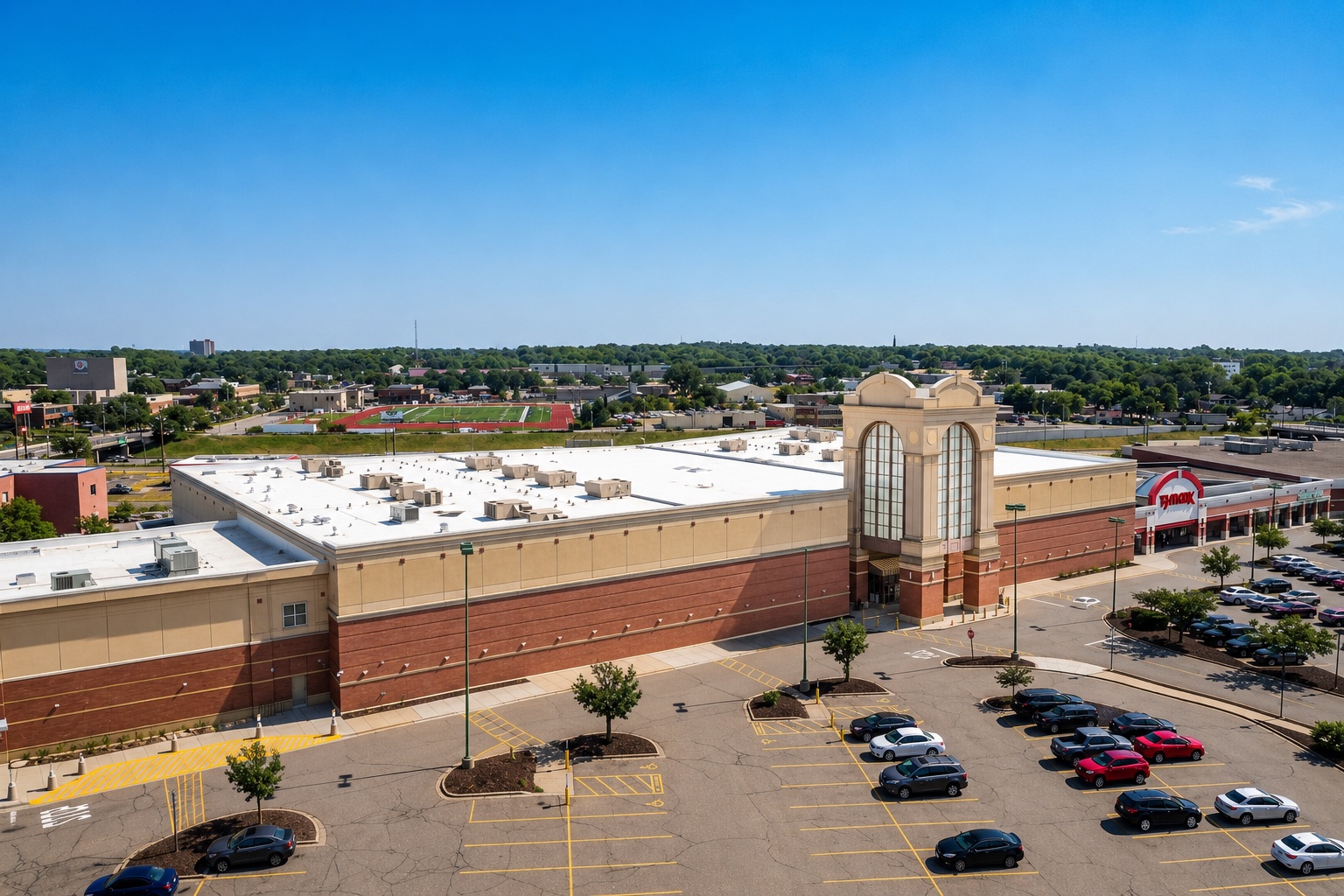 Dragon Midway — Retail Big Box in 1400 University Ave W, St. Paul, MN